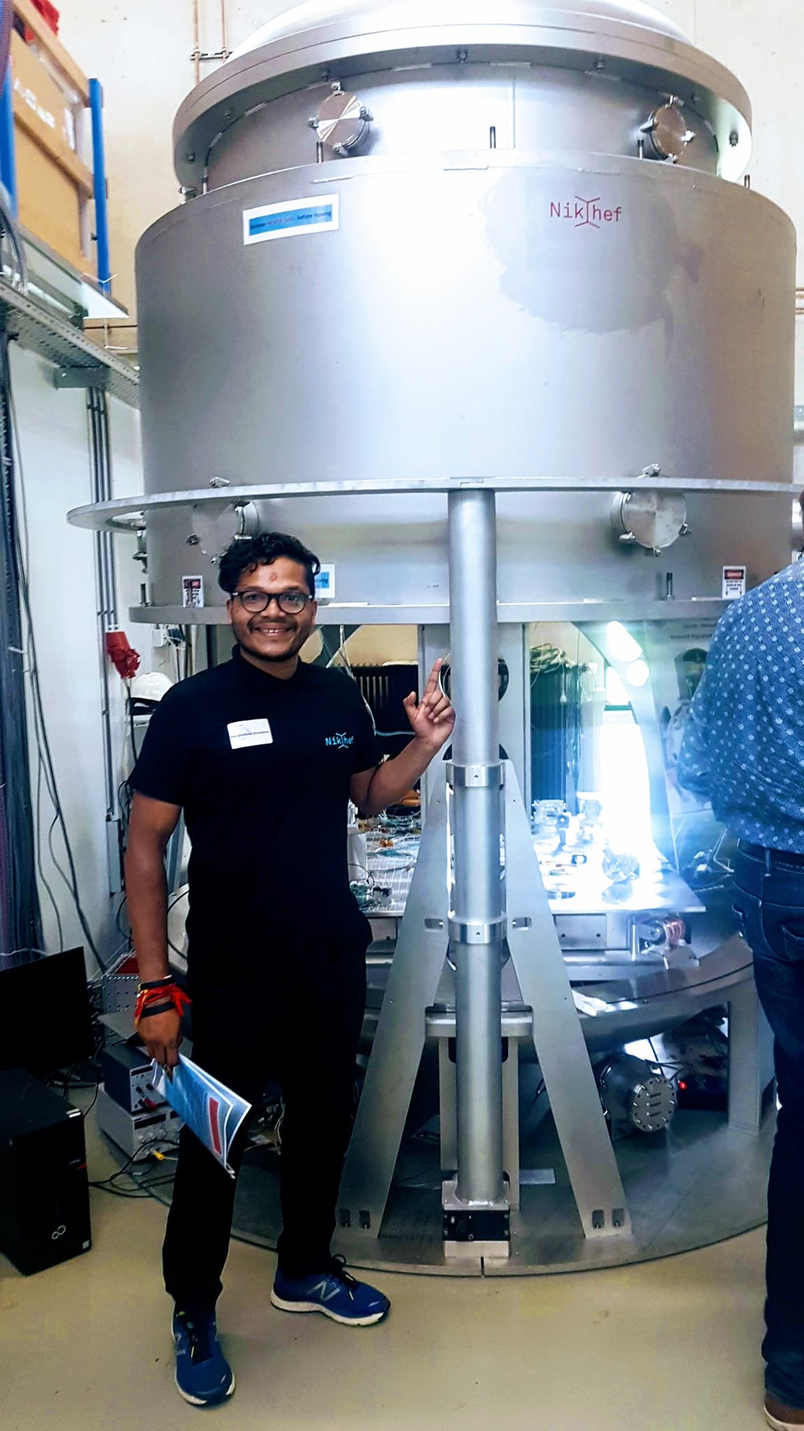 Mangal Srivastava doing hands-on electronics lab characterisation